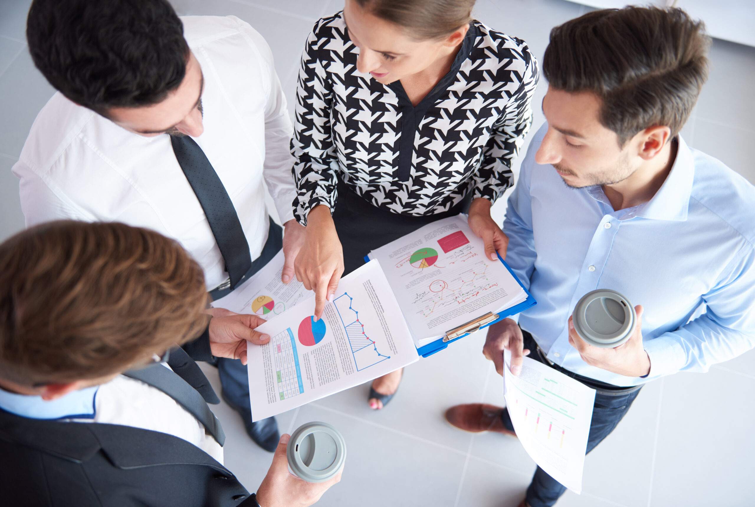 Credit rating research team